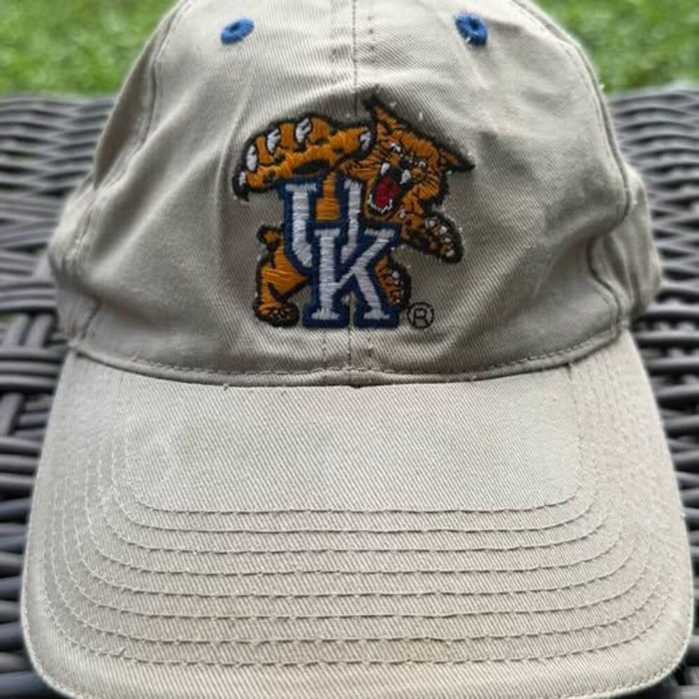 Vintage Kentucky Wildcats Khaki Baseball Cap